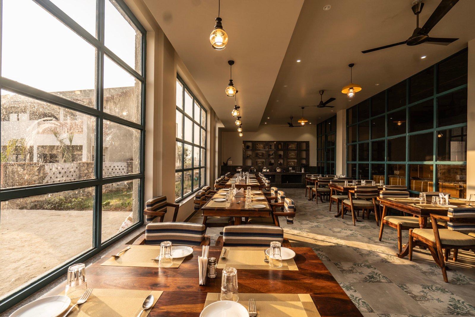 Restaurant 13